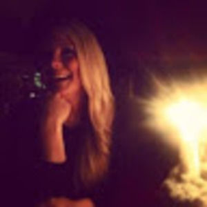 Meet your Posher, Casey